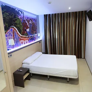 Guest house Flores Ramblas Barcelona