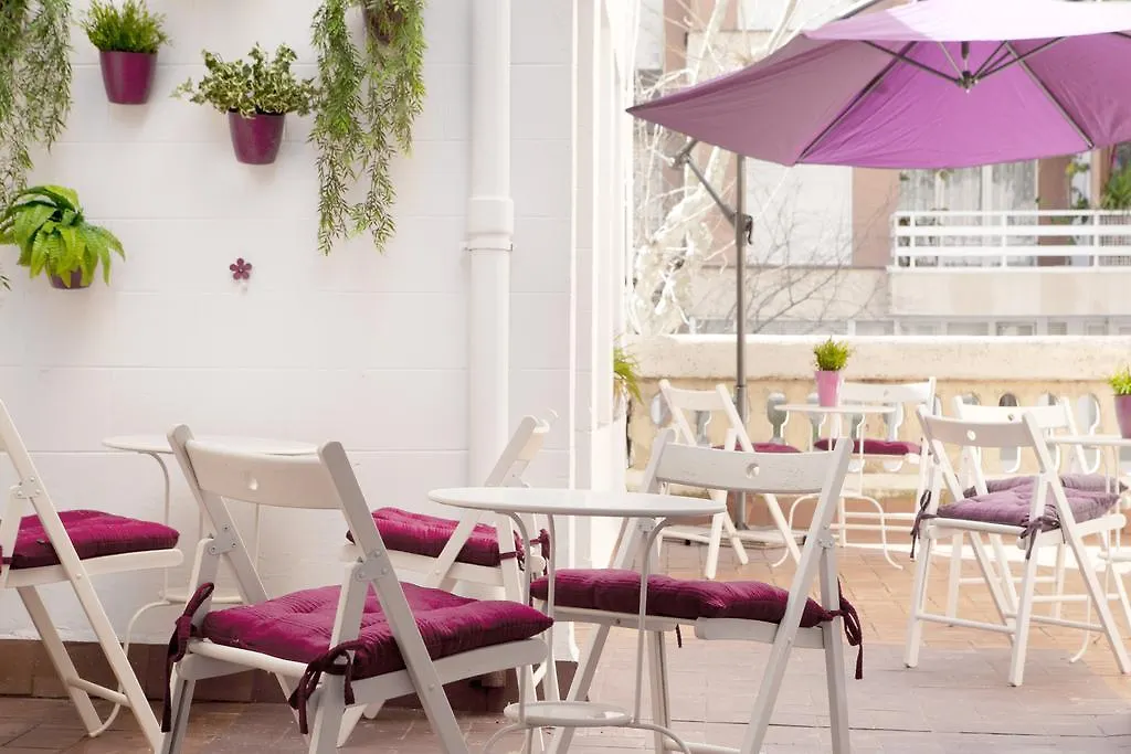 Jardinets Guest House Barcelona