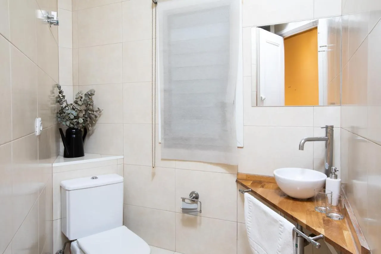 Jardinets Guest House Barcelona Spain